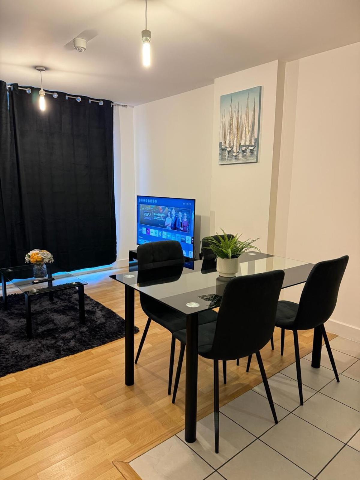 Spacious 2 Bedrooms Apartment In Stratford London Eksteriør bilde